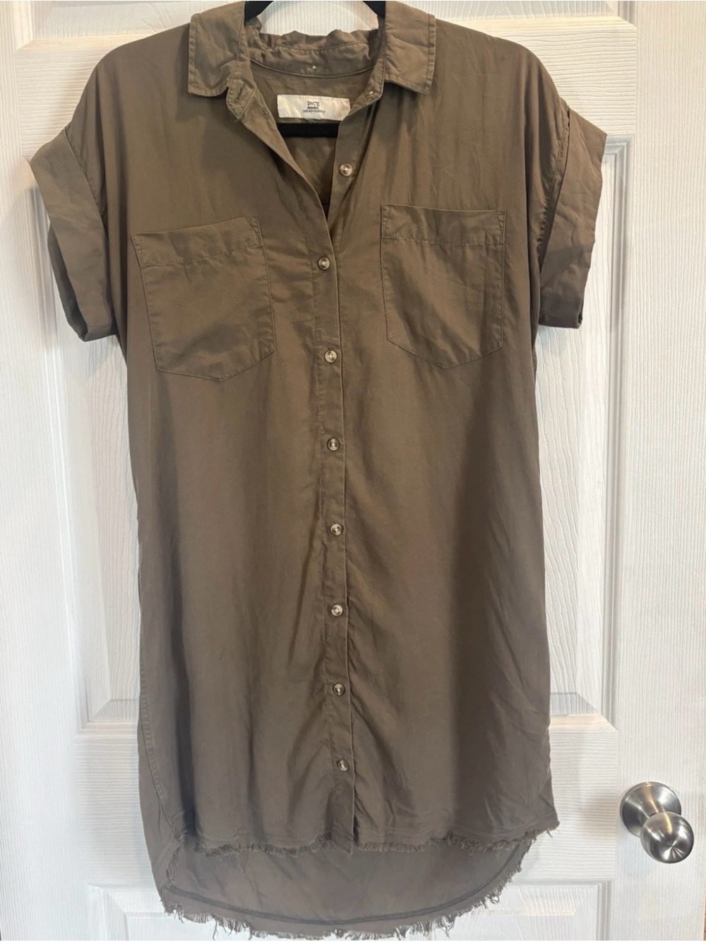 Thread and Supply Women’s Raw Hem Short-Sleeve Button-Up Dress in Olive Brow XS